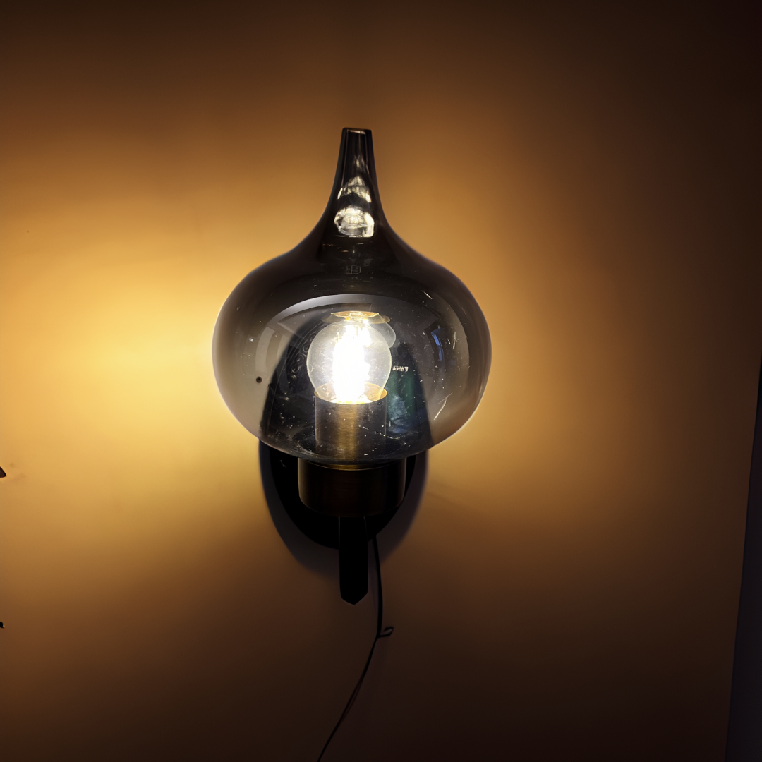 Evening Teardrop Wall Lamp