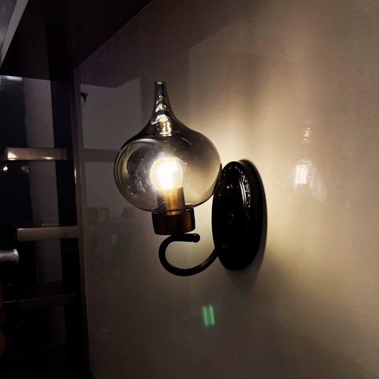 Evening Teardrop Wall Lamp